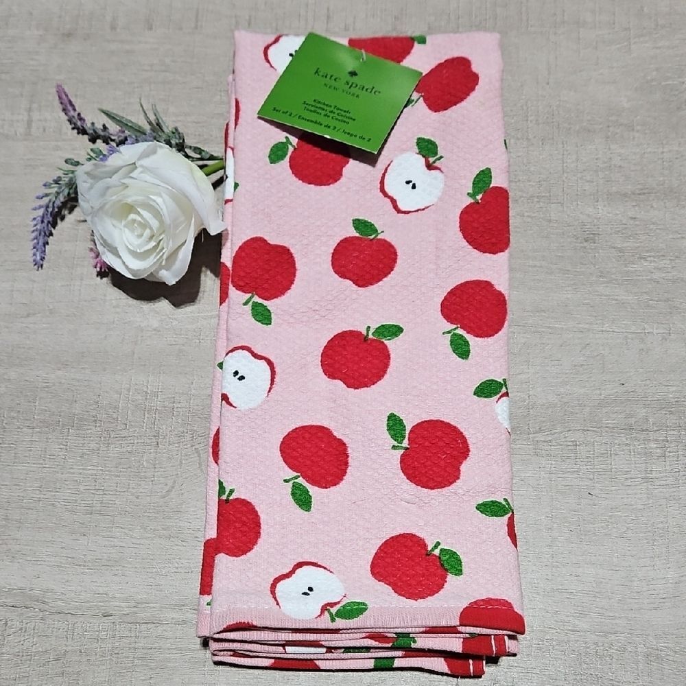 Kate Spade 🎁 Set Of 2 Pink Kitchen Towels with Red Apple Design